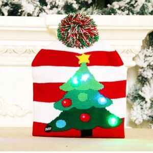 Christmas Tree Light-Up Beanie - Red and Green